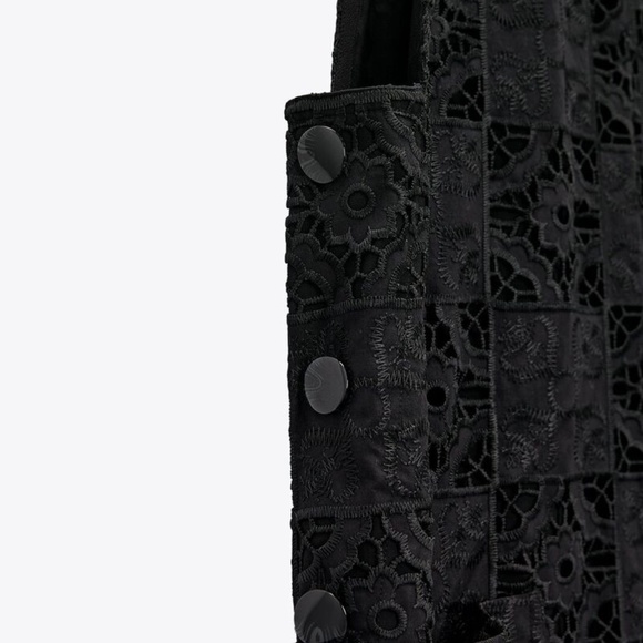 Zara lace jumpsuit - Picture 3 of 10